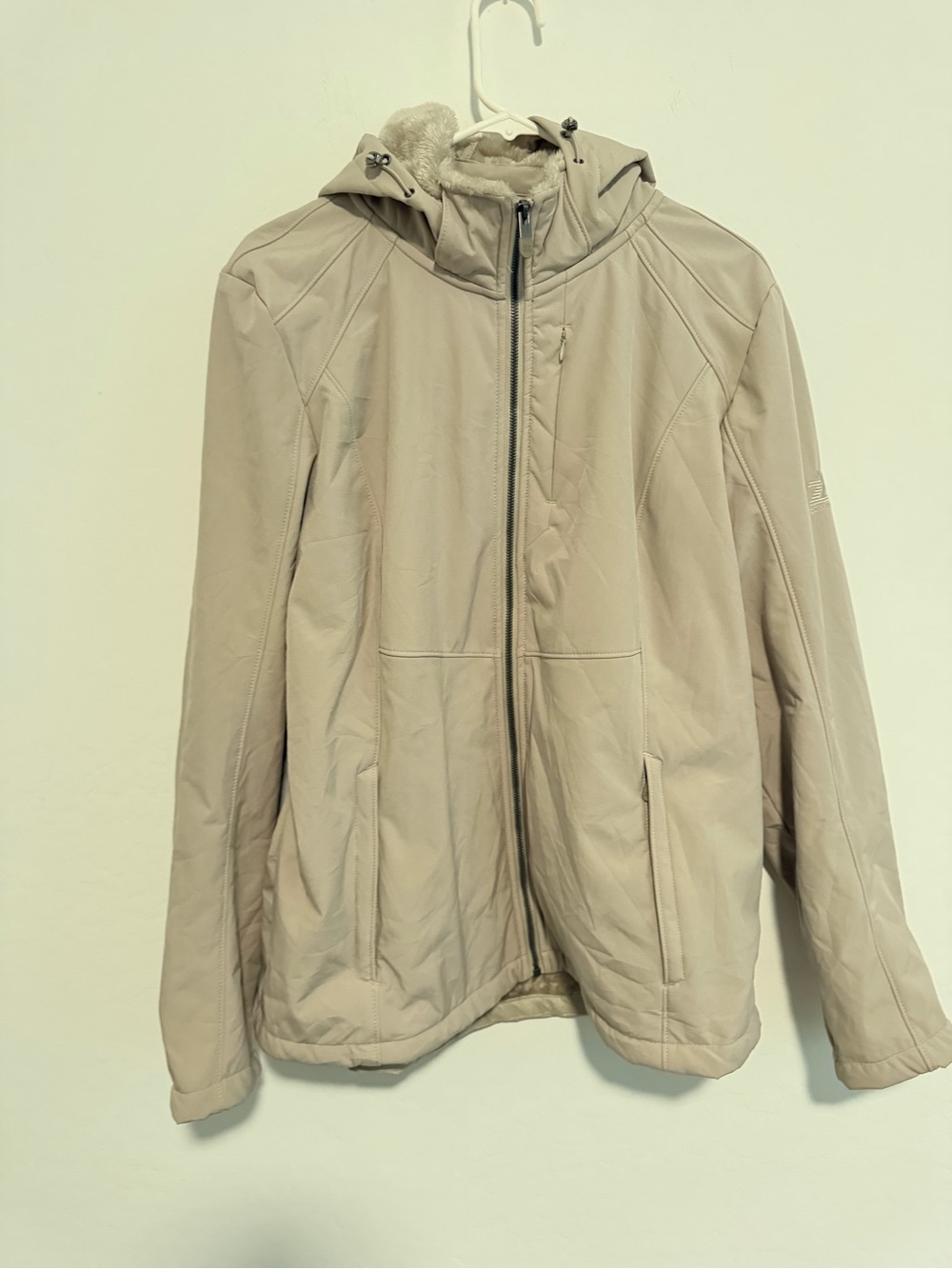 ZeroXposur Women's Light Beige Hooded Performance Jacket - Neutral Tone